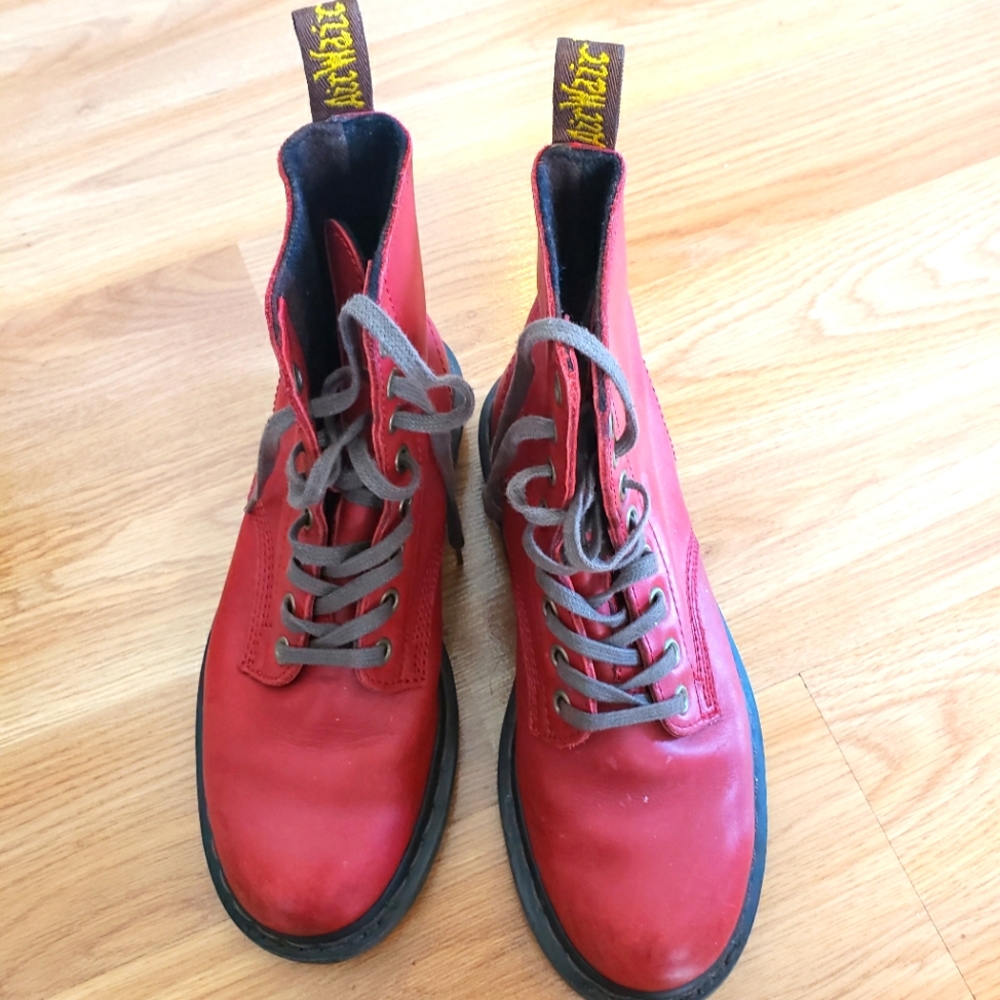 Dr. Martens boots size 5.5 US